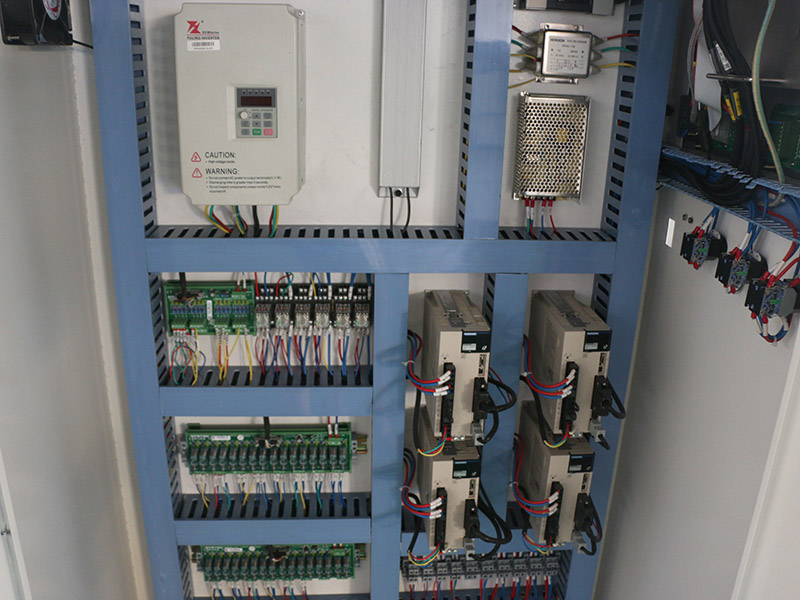 全自动上下料 板式家具生产线木工加工中心